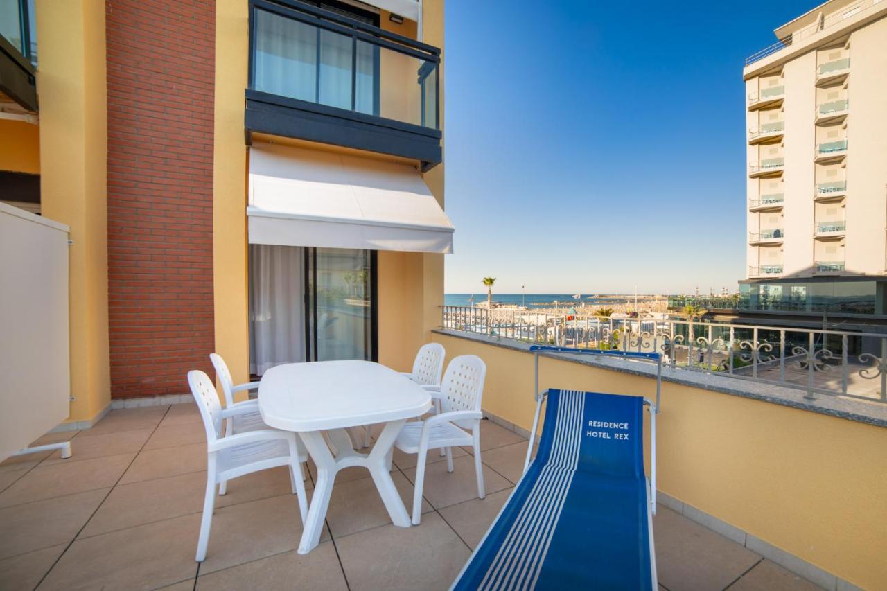 Rex Residence Hotel Cattolica Dış mekan fotoğraf